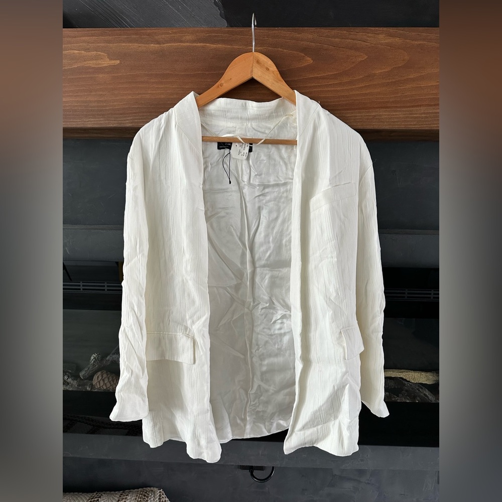 ZARA White /Off white Soft Blazer Size M NWT